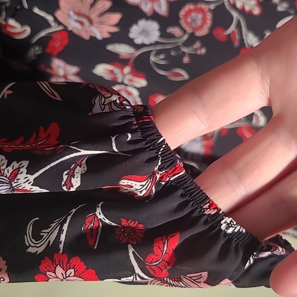 Banana Republic Size 4 Fall Midi Dress With Flowers - Picture 8 of 9